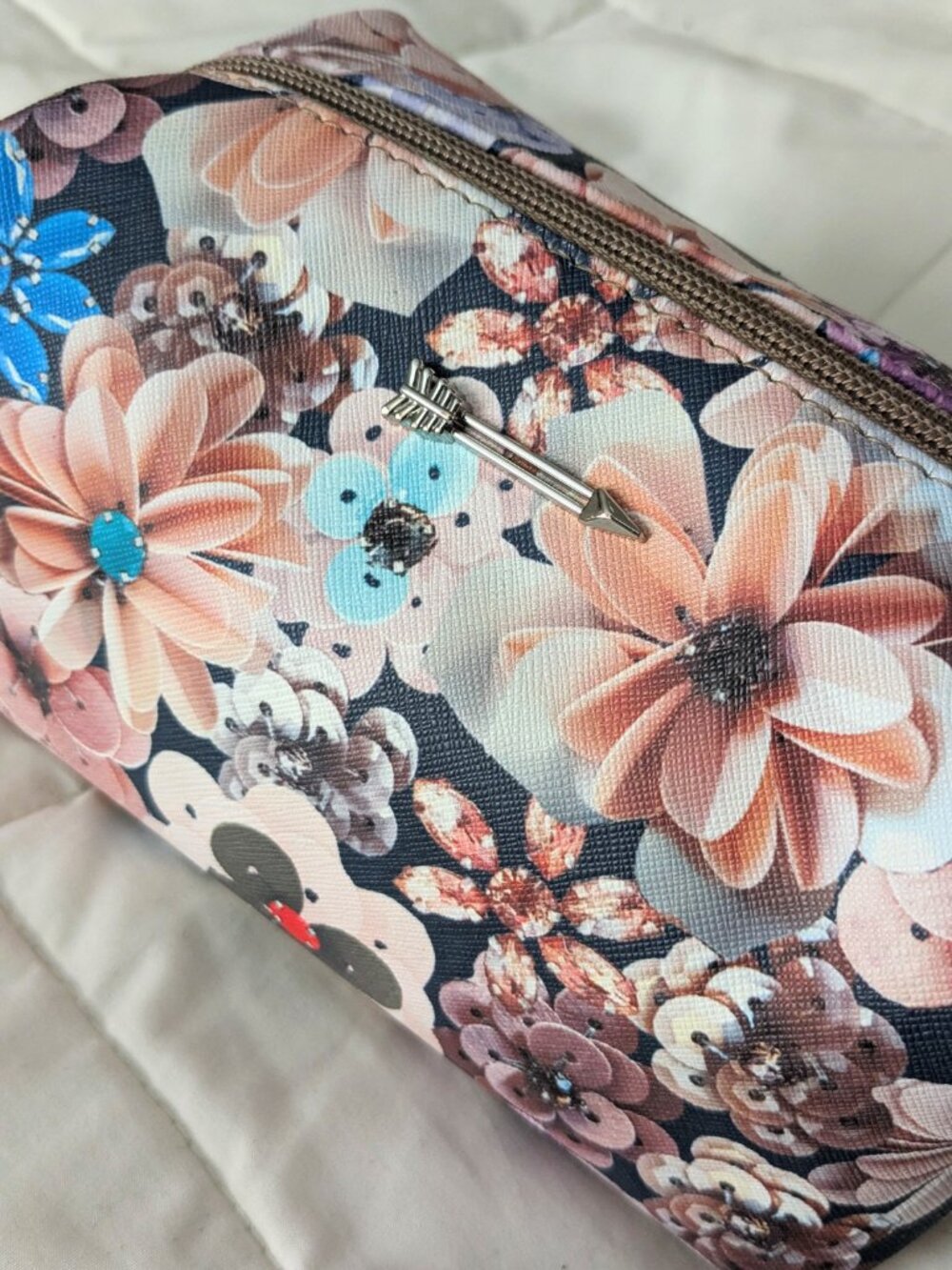 Stella & Dot Cosmetic Travel Pouf Pouch Floral Coquette Print Vegan Leather